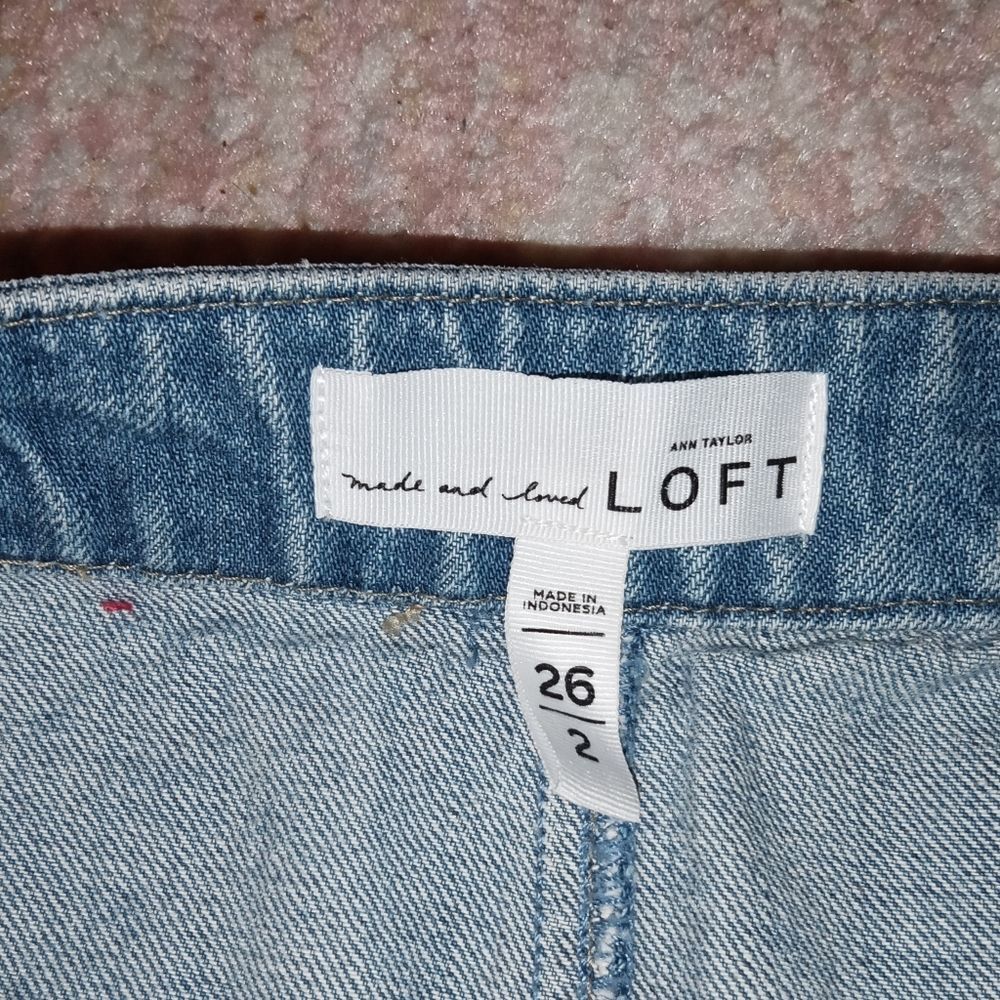 Ann Taylor Loft Button Down Jean Mini Skirt Size 2 - Picture 3 of 3